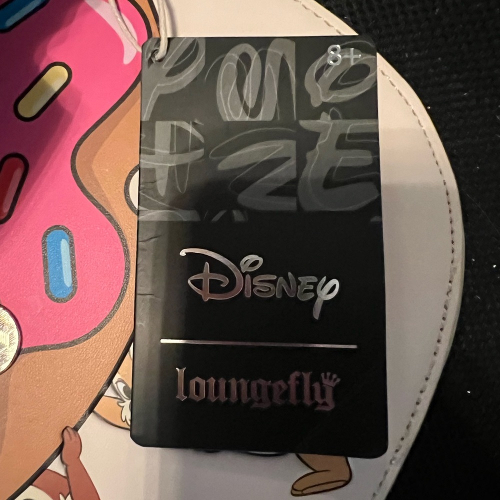 Chip and Dale Loungefly, Crossbody purse - Picture 5 of 6